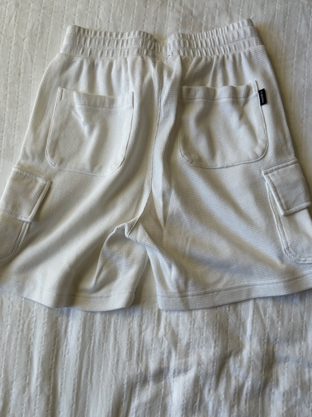 New White polyester and cotton shorts, M.